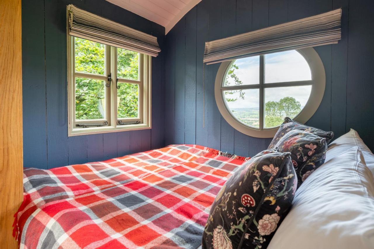 Tilbury Shepherd Huts With Hot Tubs Plus Holiday Cottages West Bagborough Eksteriør bilde