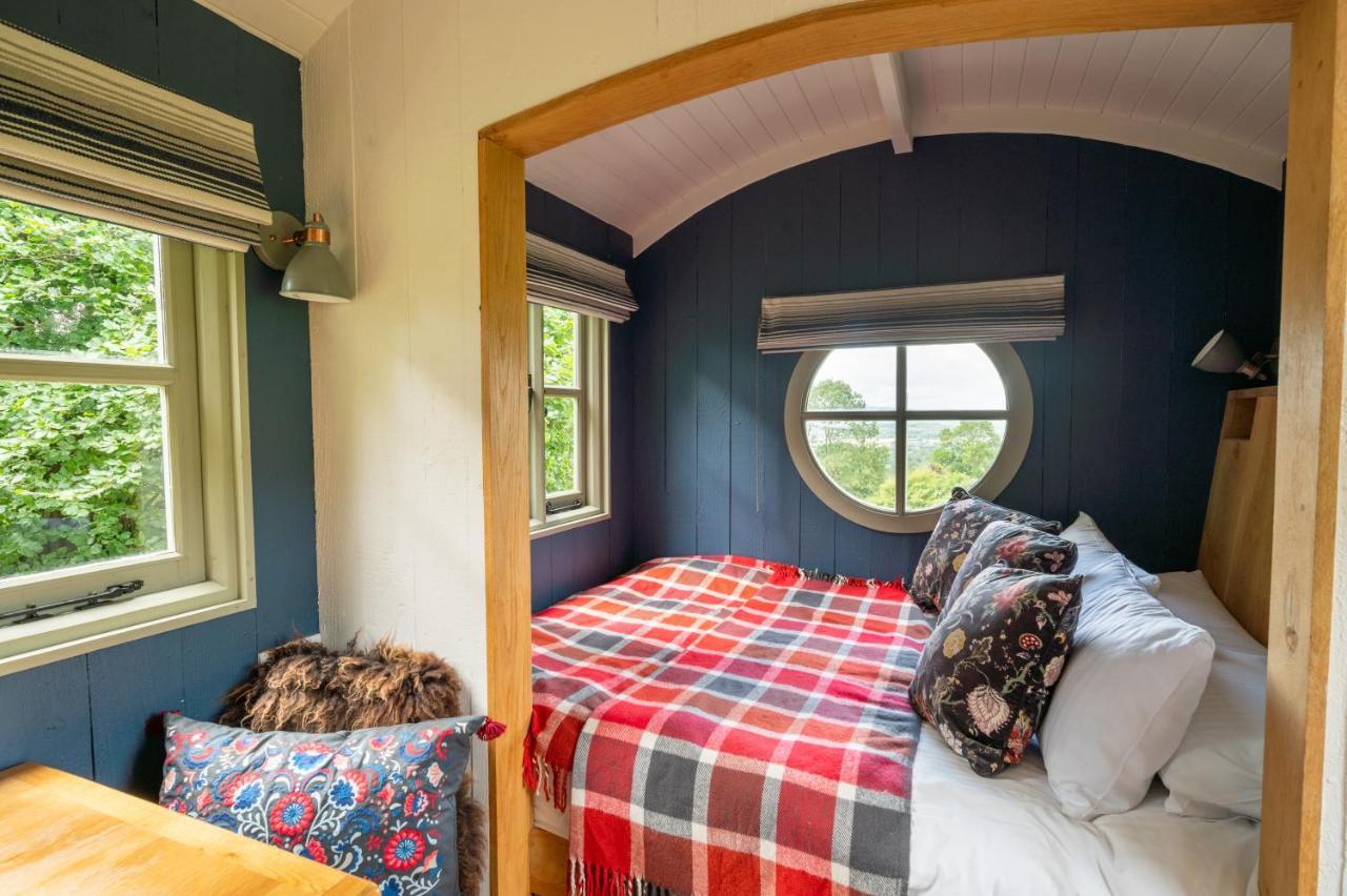 Tilbury Shepherd Huts With Hot Tubs Plus Holiday Cottages West Bagborough Eksteriør bilde