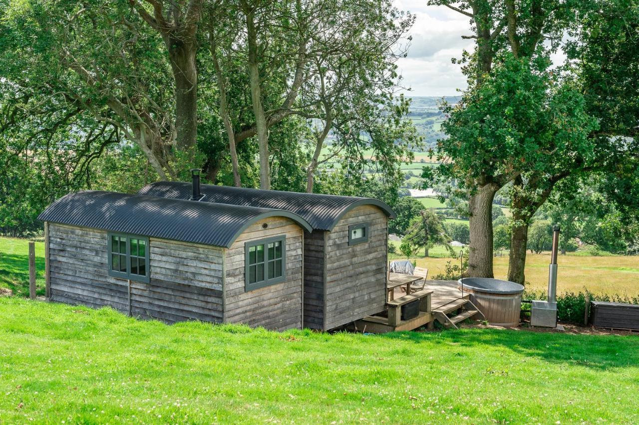Tilbury Shepherd Huts With Hot Tubs Plus Holiday Cottages West Bagborough Eksteriør bilde