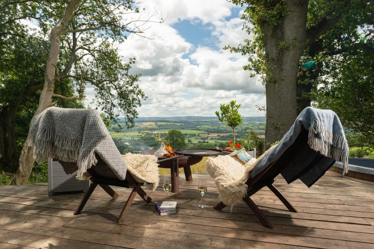 Tilbury Shepherd Huts With Hot Tubs Plus Holiday Cottages West Bagborough Eksteriør bilde