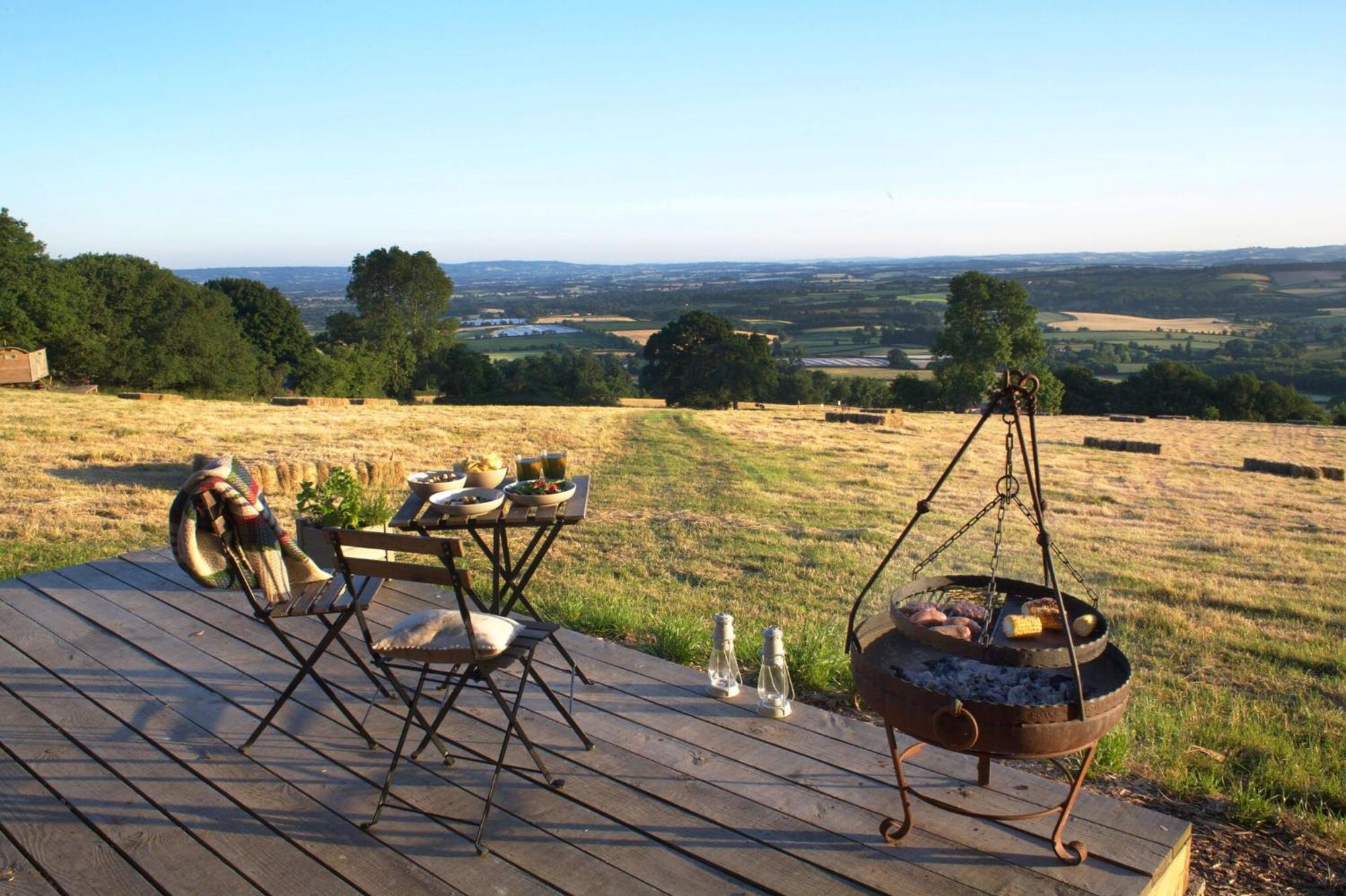 Tilbury Shepherd Huts With Hot Tubs Plus Holiday Cottages West Bagborough Eksteriør bilde